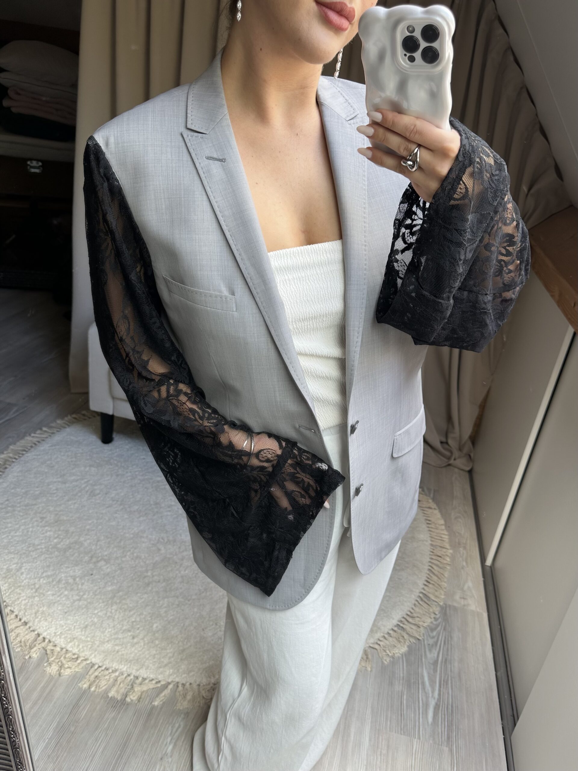 Noire Lace Blazer - M - Afbeelding 3